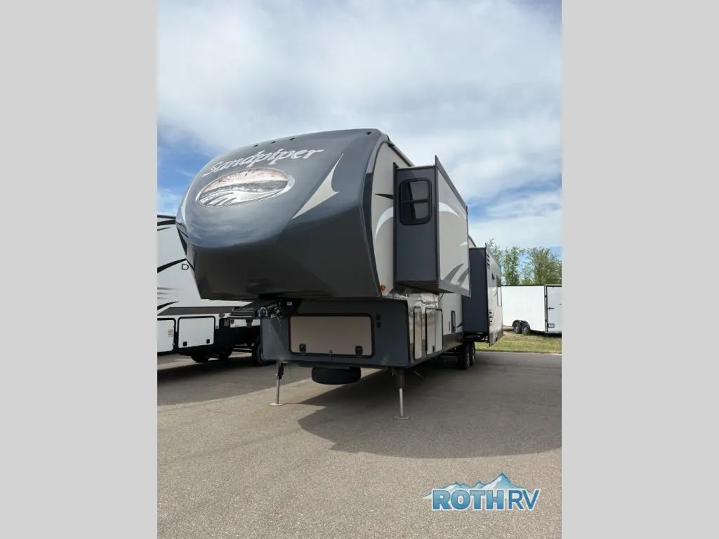 2015 Forest River RV Sandpiper 35ROK - Main photo
