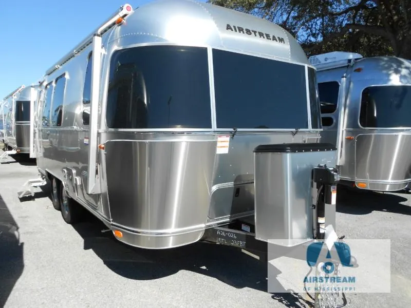 2026 Airstream International 23FB - Photo 2