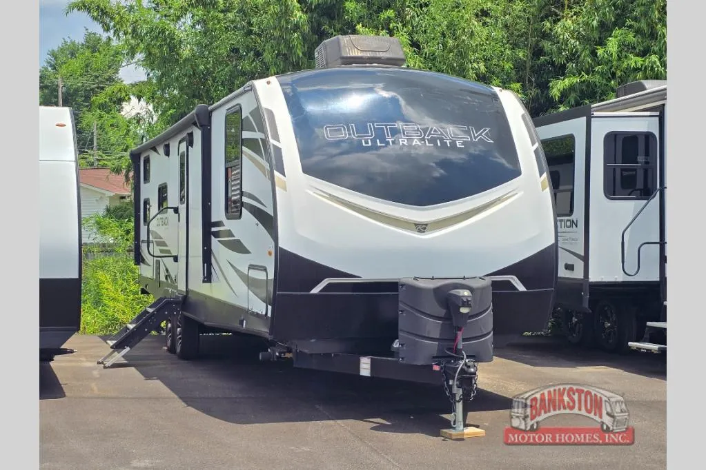 2023 Keystone Outback Ultra Lite 302UBH - Photo 2