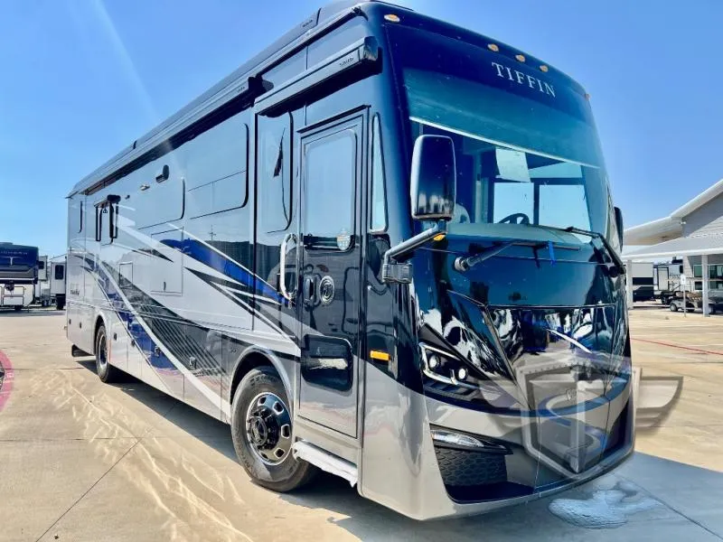 2026 Tiffin Phaeton 37 BH - Photo 2