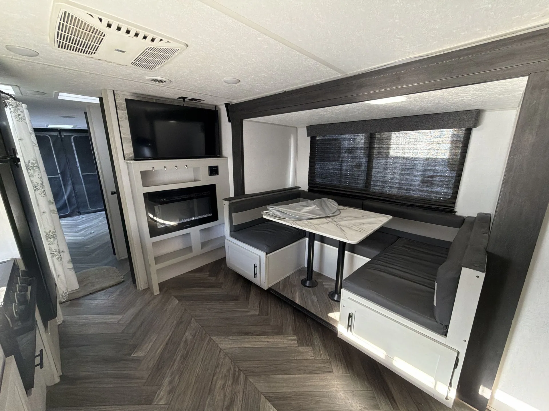 2021 Forest River Salem FSX 280RT — living area main