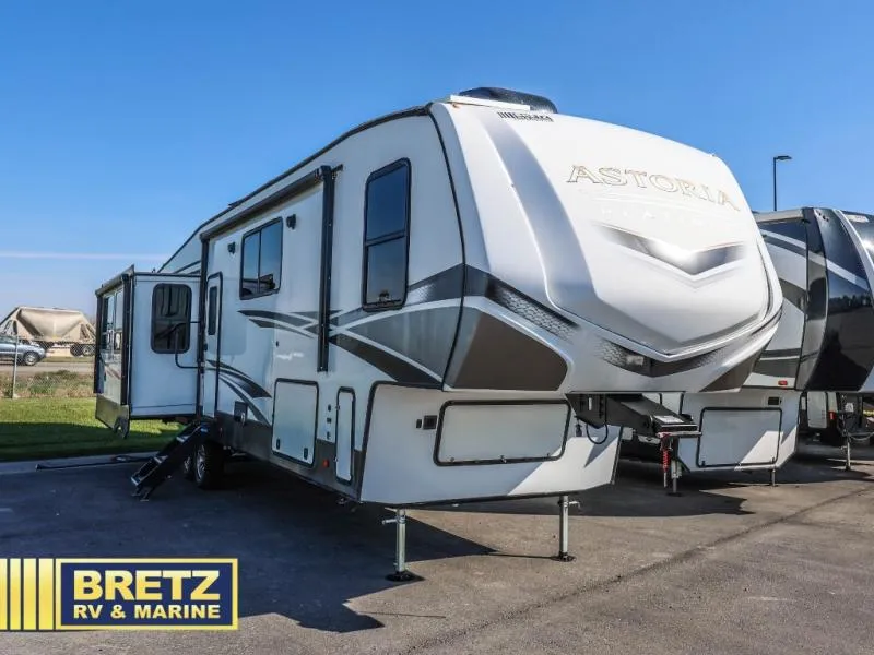 2022 Dutchmen Astoria 3553MBP - Photo 2