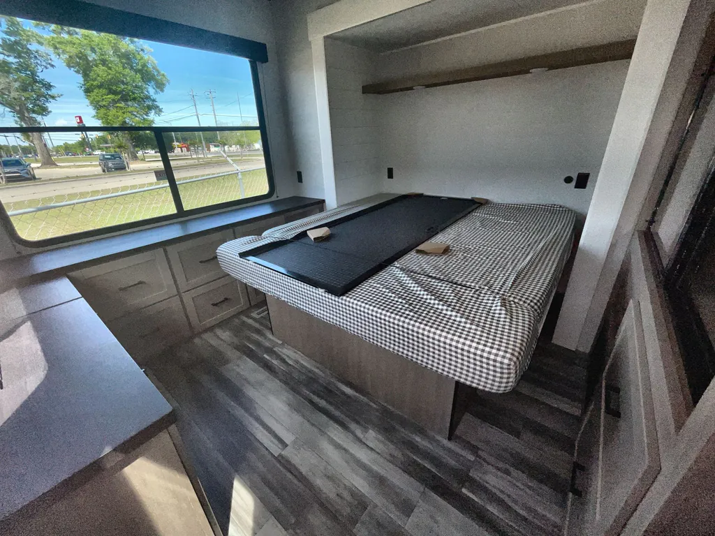 2026 Jayco Jay Flight Bungalow 401FLTS DS, Photos photo 15