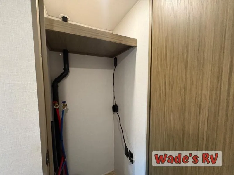 2025 WILDWOOD VERANDA Used    32 - Photo 3