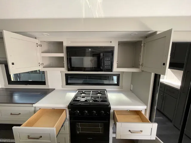 2026 Brinkley Model Z 3515, Photos photo 32