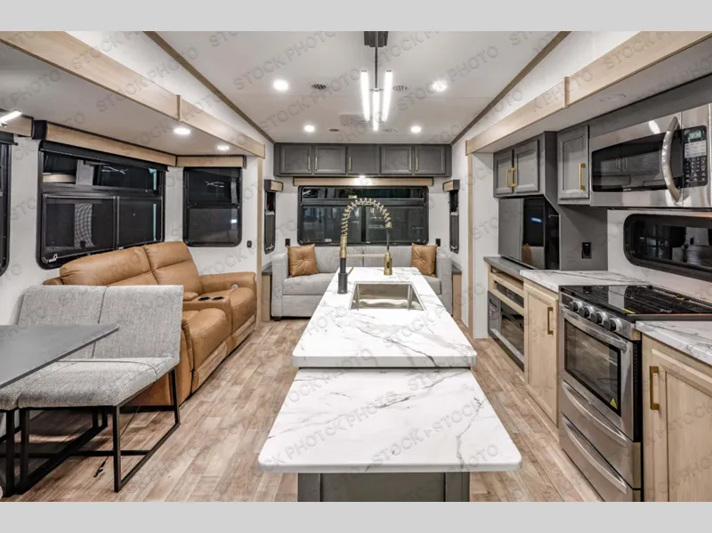 2027 KZ Ridgeway 31RL - Photo 2