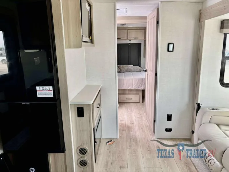 2026 Forest River Rockwood Mini Lite 2506FK - Photo 4