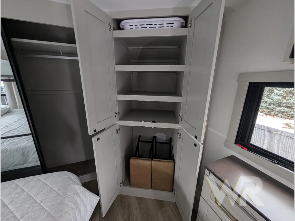 2026 Brinkley Model G 3520, Photos photo 48