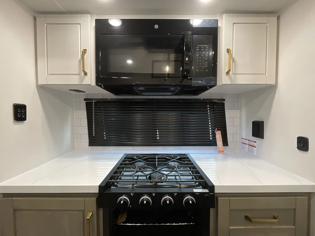 2026 Jayco Eagle 321RSTS, Photos photo 8