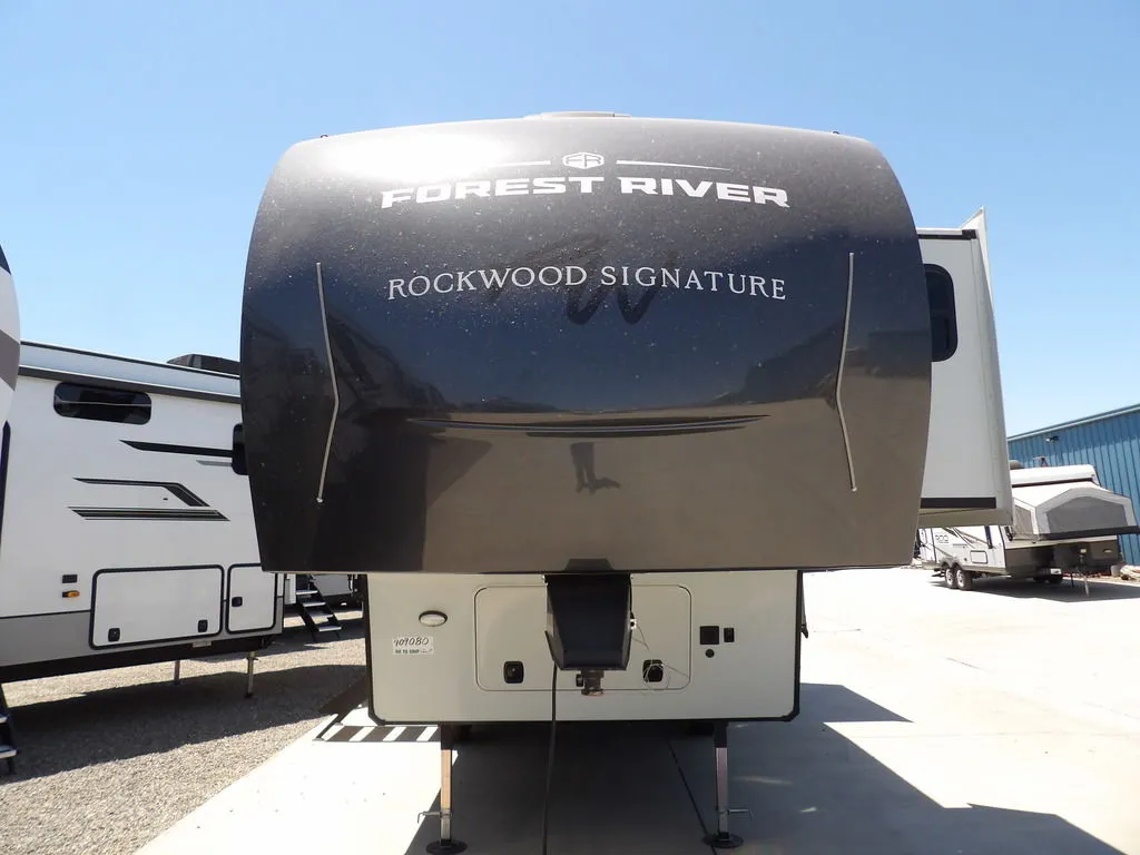 2025 Forest River Rockwood Signature R281RK - Photo 3