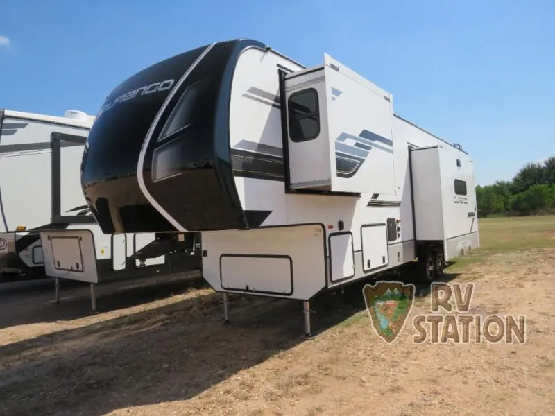 2025 KZ Durango 341RPT - Photo 2
