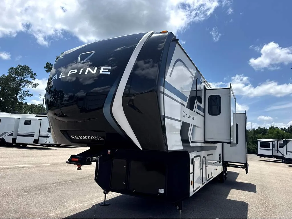 2026 Keystone Alpine 3910RK - Photo 3