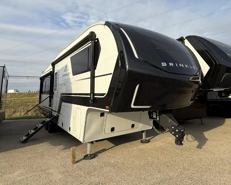 2025 Brinkley Model Z 3100