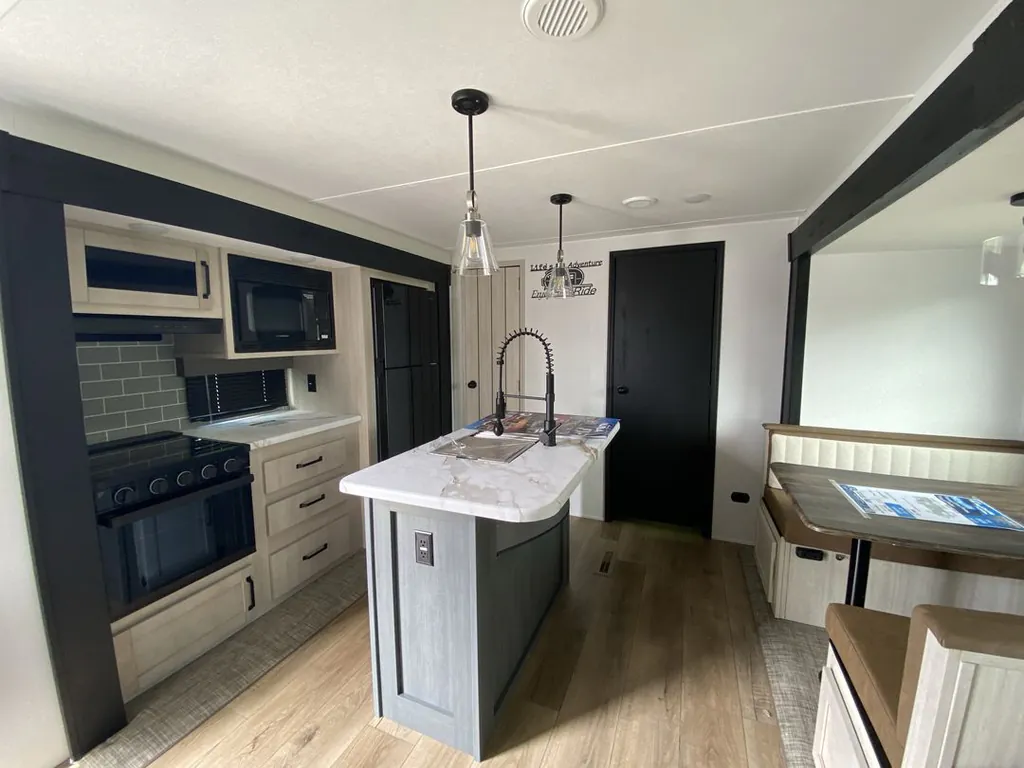 2026 Forest River Puma 32BHFS, Photos photo 5