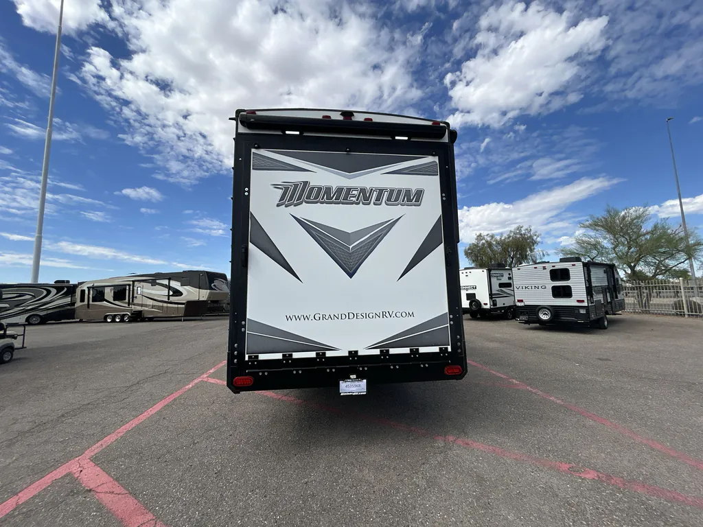 2019 Grand Design Momentum 381M, Photos photo 7