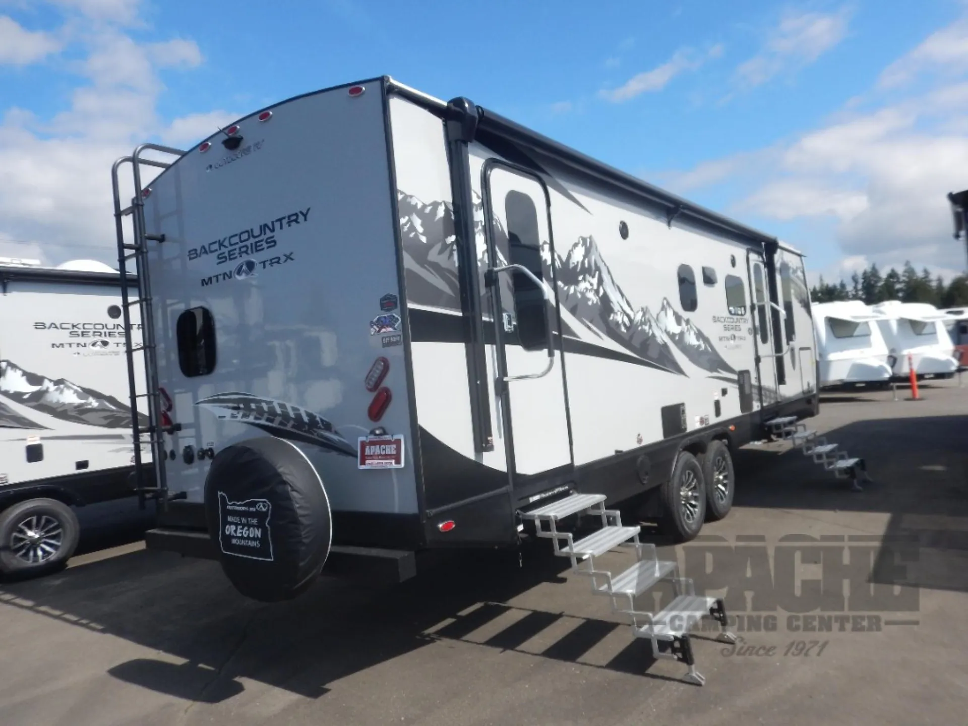 2027 Outdoors RV Back Country Series 28DBS - Photo 4