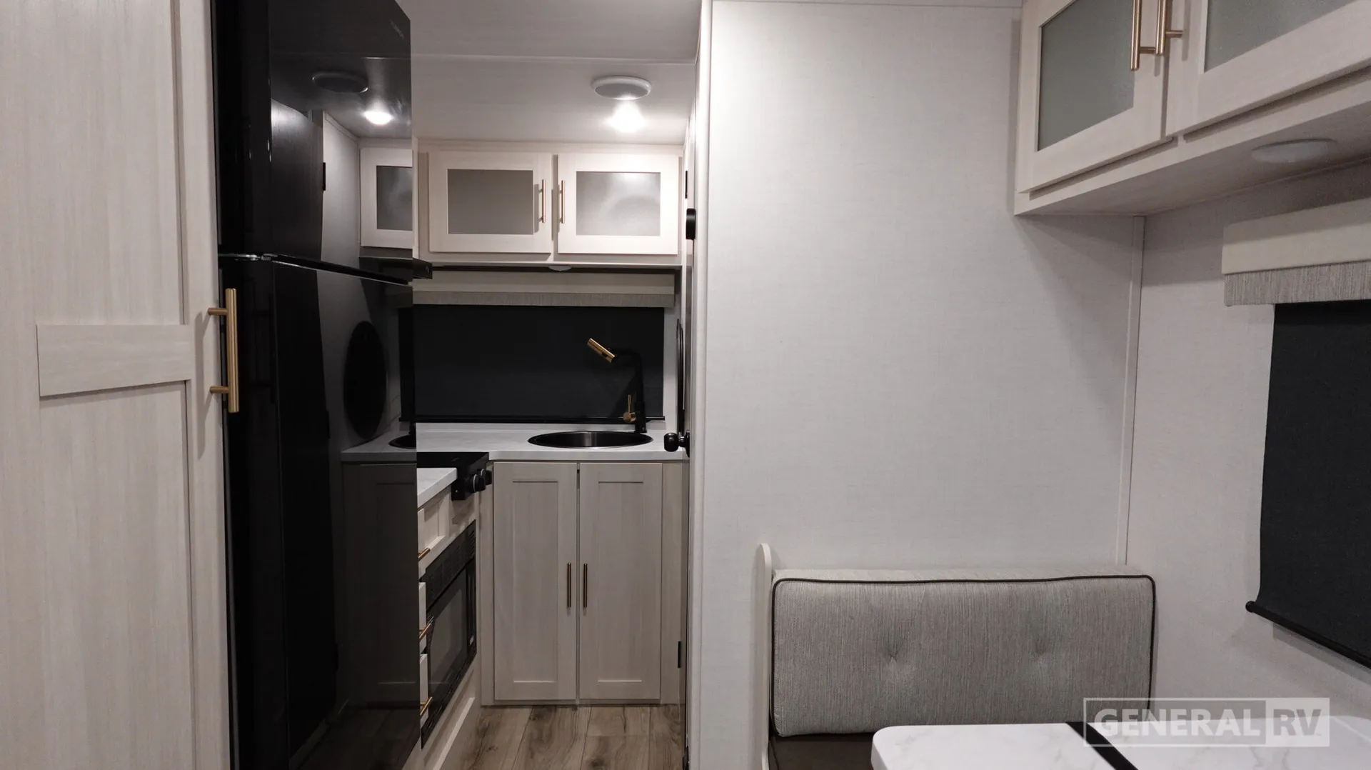 2026 Forest River R-Pod RPT194 - Photo 3