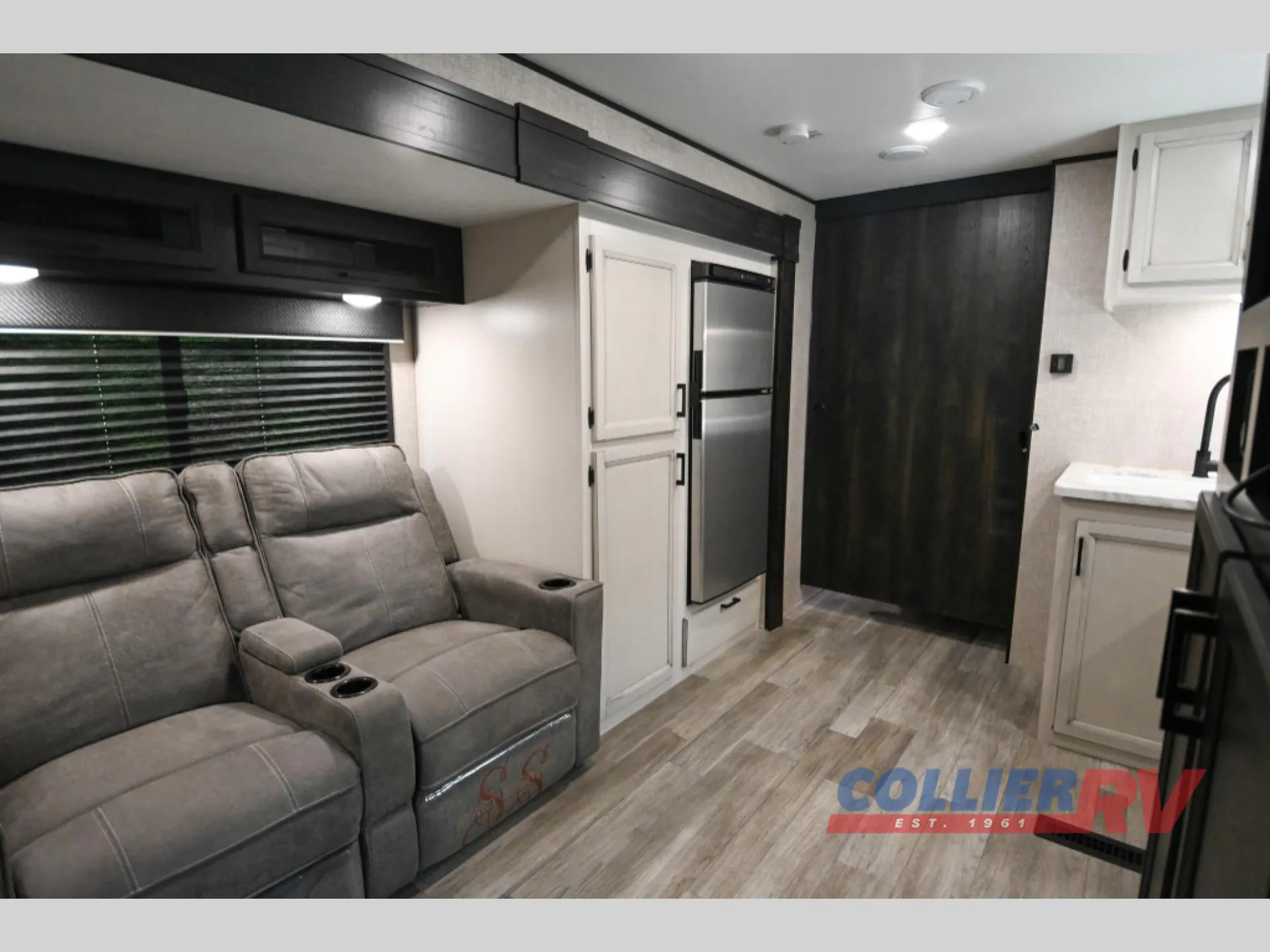 2022 Jayco Jay Flight SLX 8 240RBSW - Photo 4