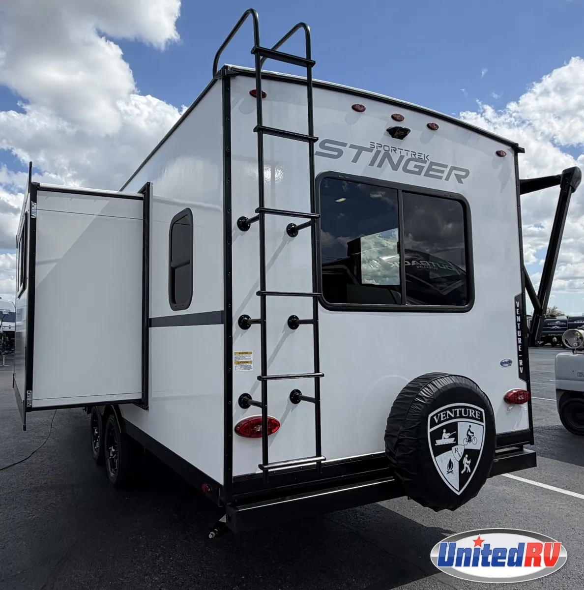 2026 VENTURE RV SPORTTREK STINGER 232VRL - Photo 4