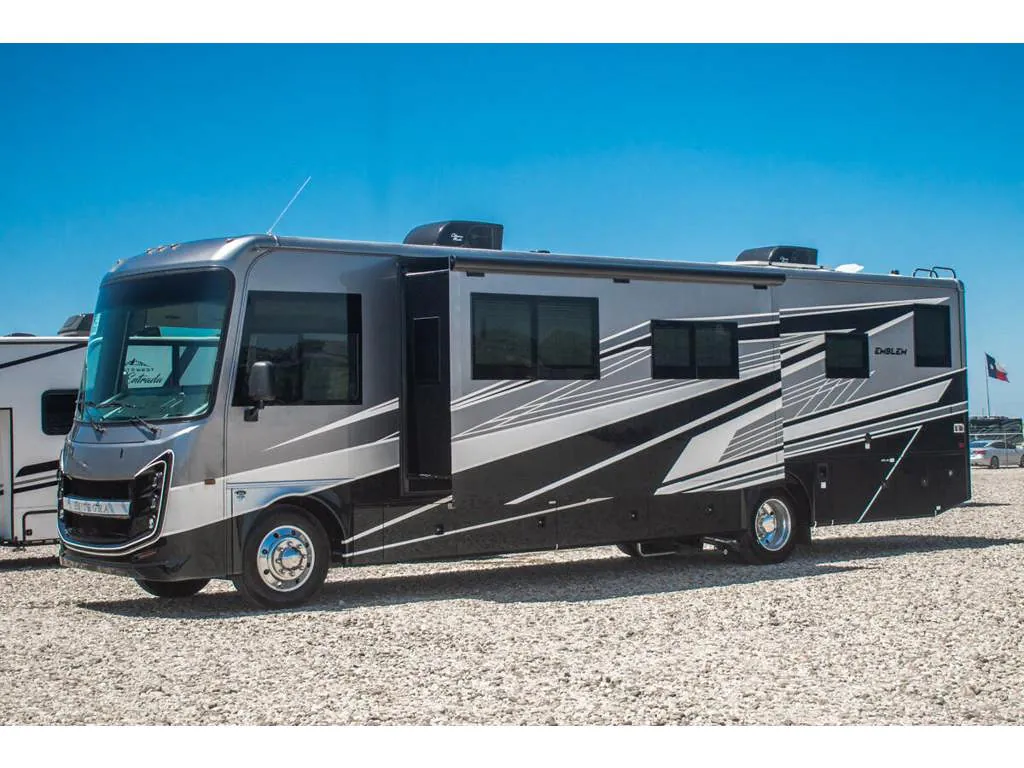 2027 Entegra Coach Emblem 36U, Photos photo 43