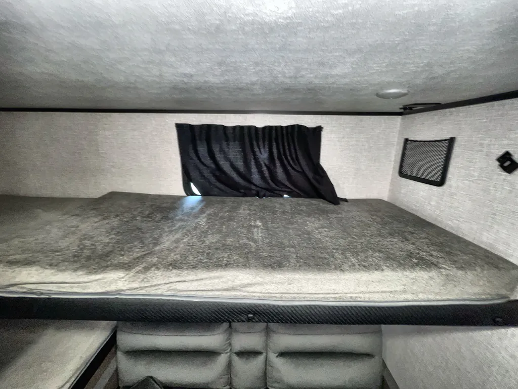 2025 Jayco Jay Feather 29QBH, Photos photo 12