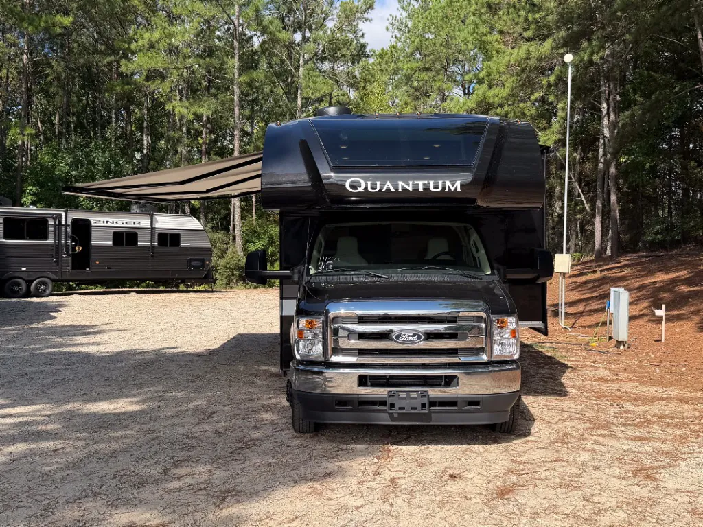 2027 Thor Motor Coach Quantum HS31, Photos photo 58