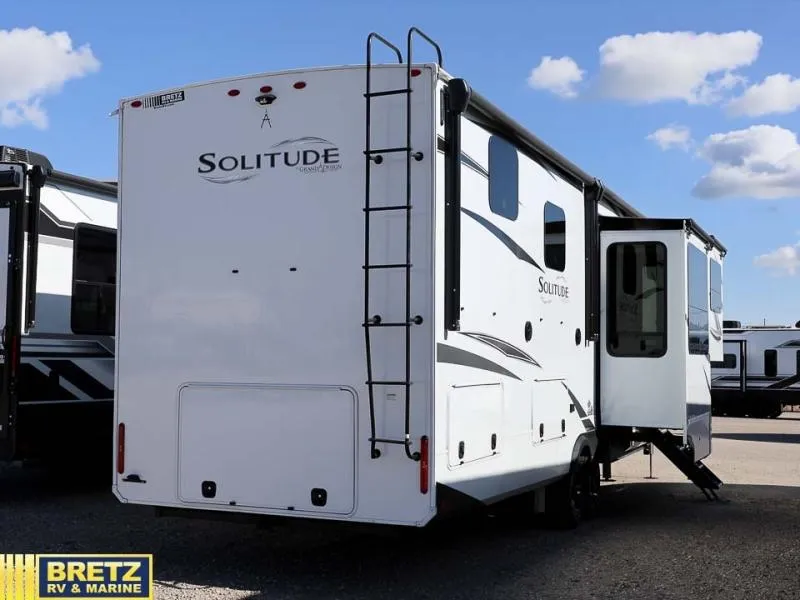 2024 Grand Design Solitude 380FL - Photo 4