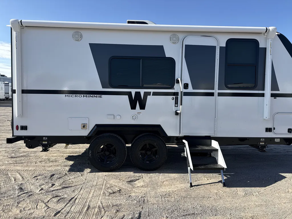 2027 Winnebago Micro Minnie 2108DS, Photos photo 22