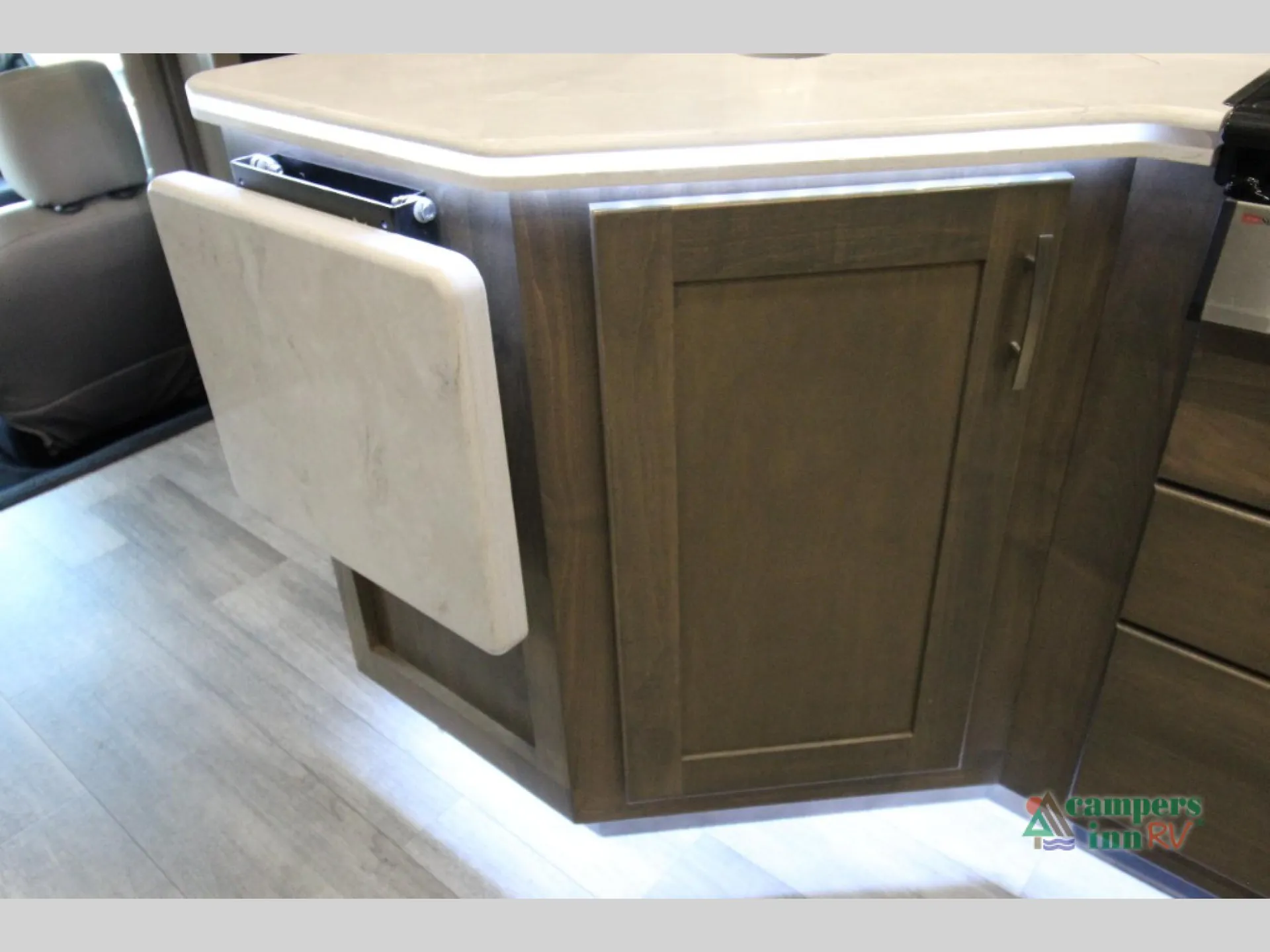 2023 Dynamax Corp Isata 5 Series 34DS - Photo 3
