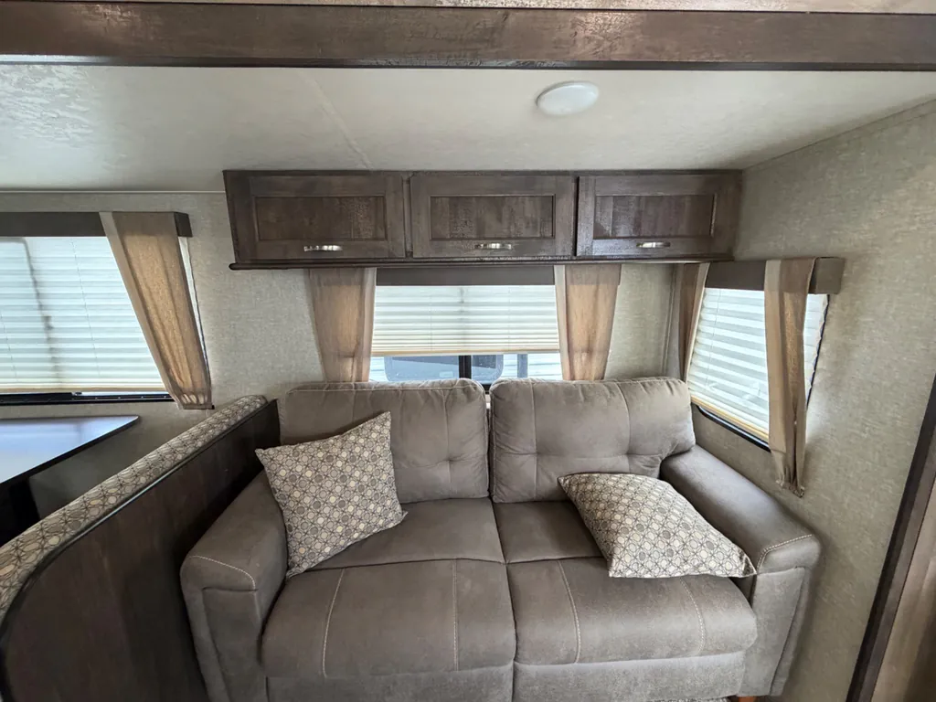 2018 Forest River Vibe 268RKS, Photos photo 12