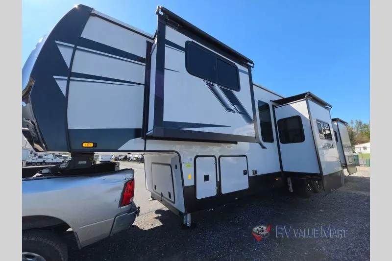 2022 Forest River Sierra Luxury 38FKOK - Photo 3