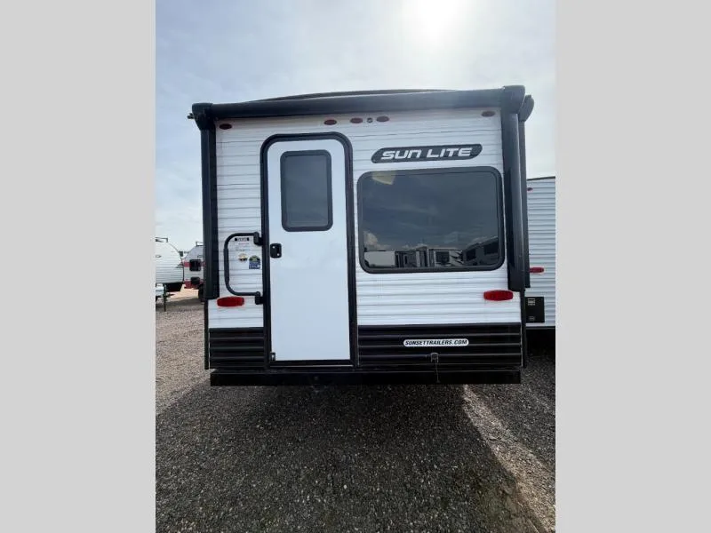 2026 Sunset Park RV Sun Lite 15RBE - Photo 2