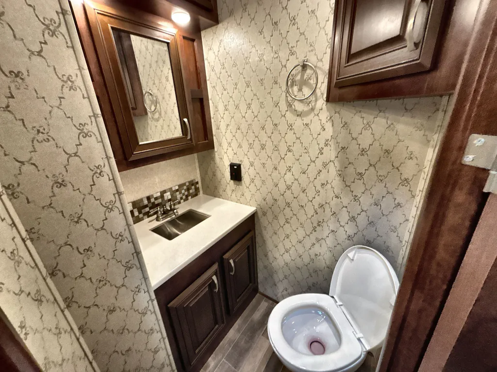 2018 Jayco Pinnacle 36FBTS, Photos photo 37