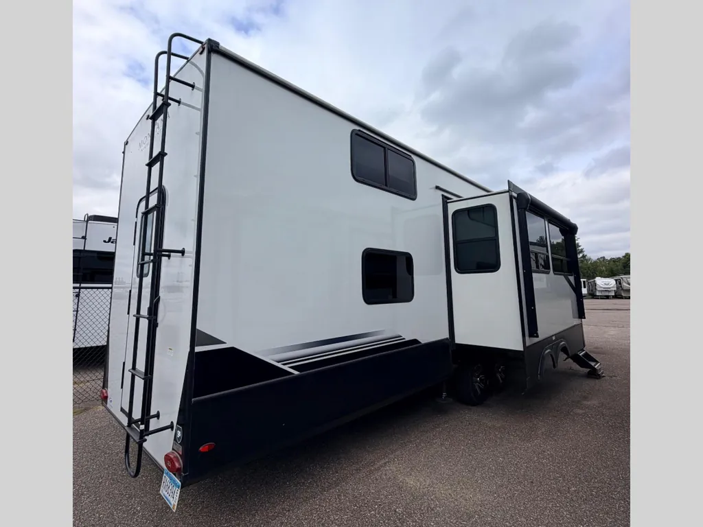 2024 Keystone Montana High Country 381TB, Photos photo 20