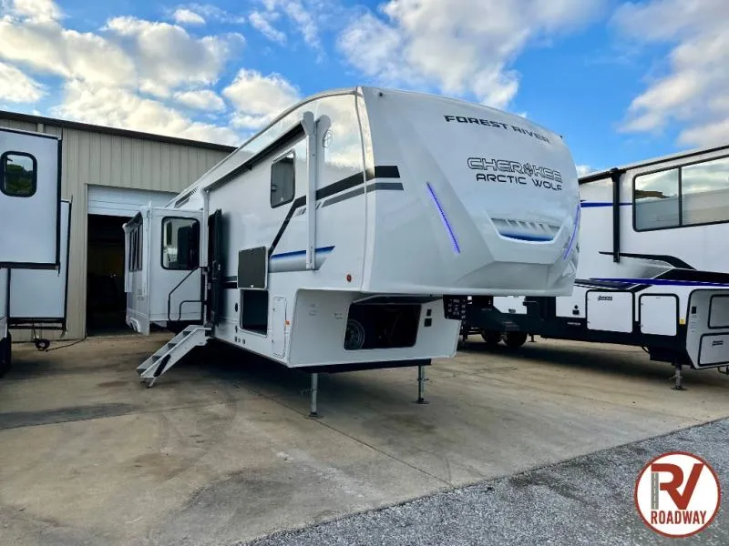 2026 Forest River Cherokee Arctic Wolf 38DST - Photo 4