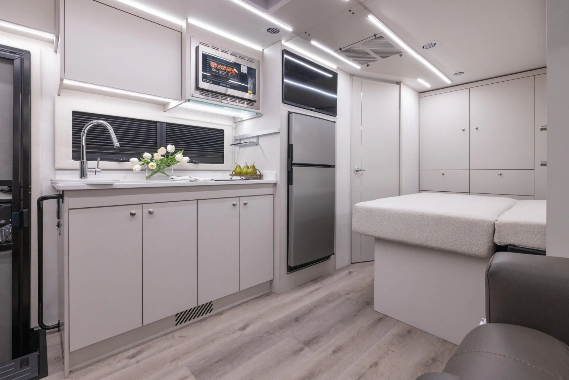 2027 Tiffin Wayfarer 25 PW - Photo 4