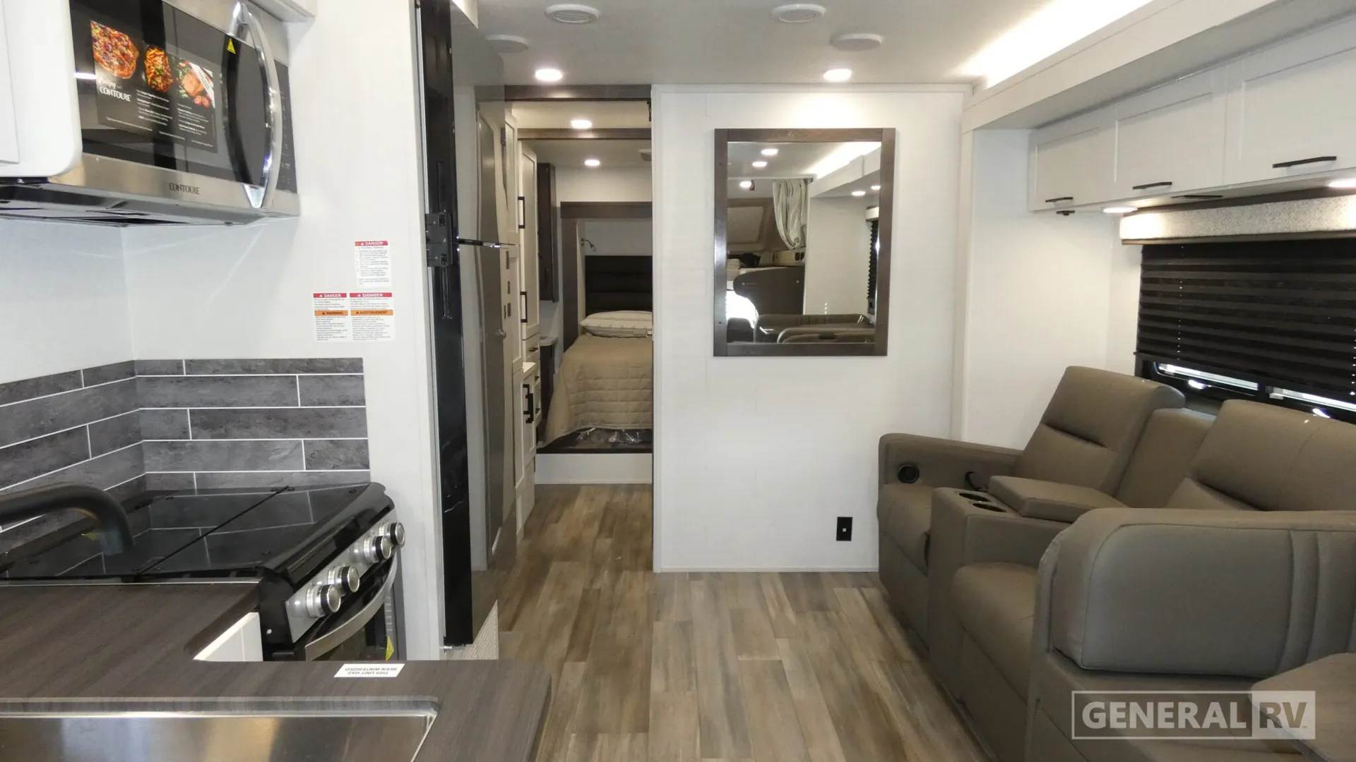 2026 Entegra Coach Odyssey 30Z - Photo 3