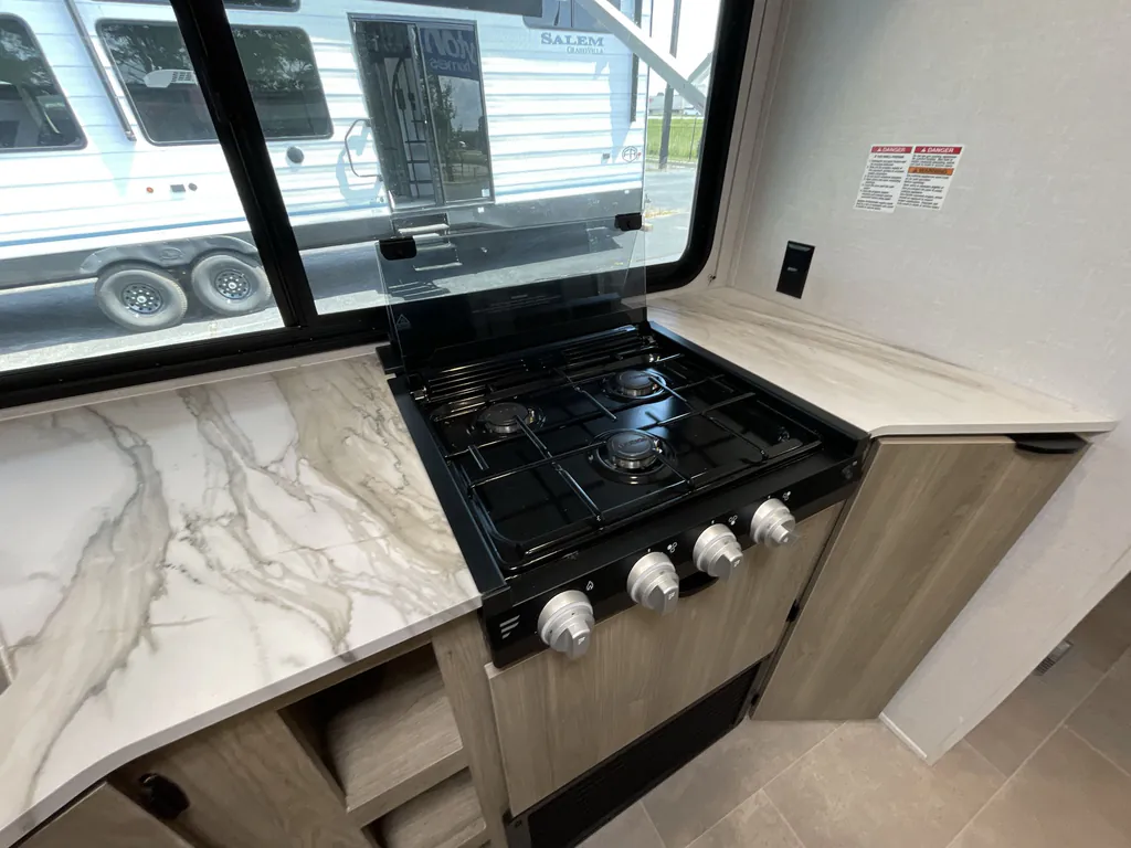 2026 Forest River Airelume 285, Photos photo 11