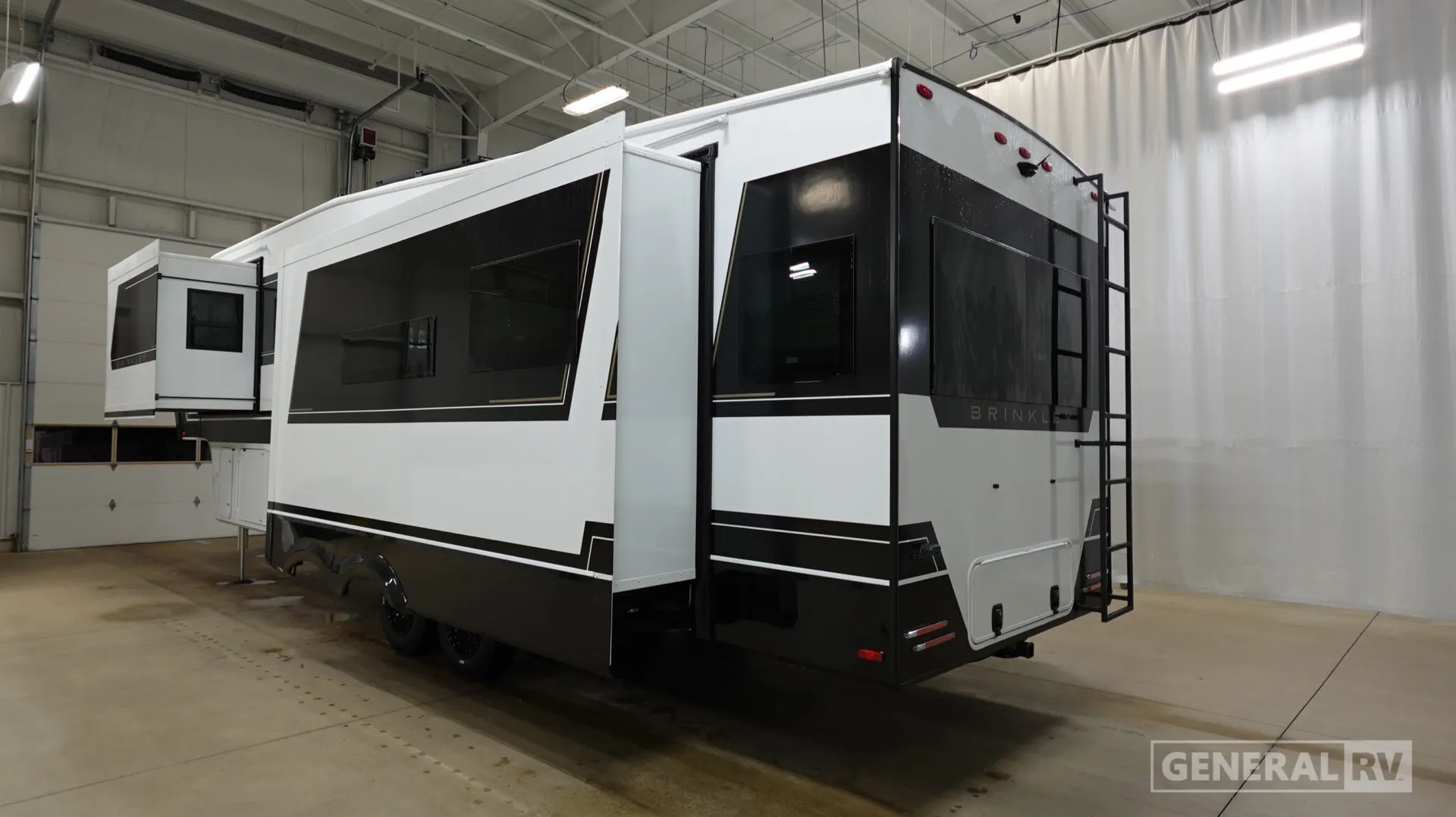 2026 Brinkley Model Z 3100 - Photo 4