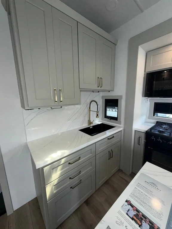 2025 Brinkley Model G 3970, Photos photo 15