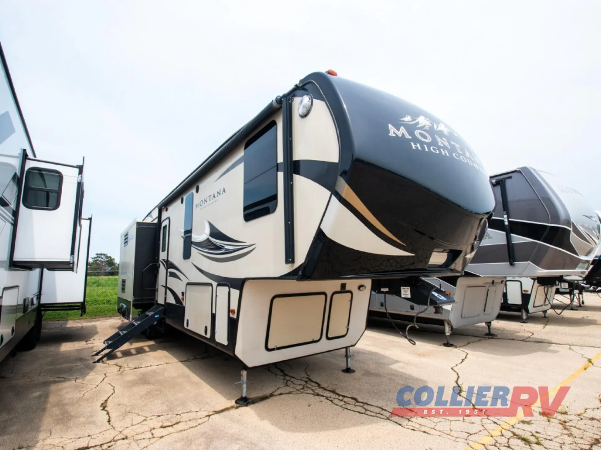 2017 Keystone Montana High Country 340BH - Photo 2