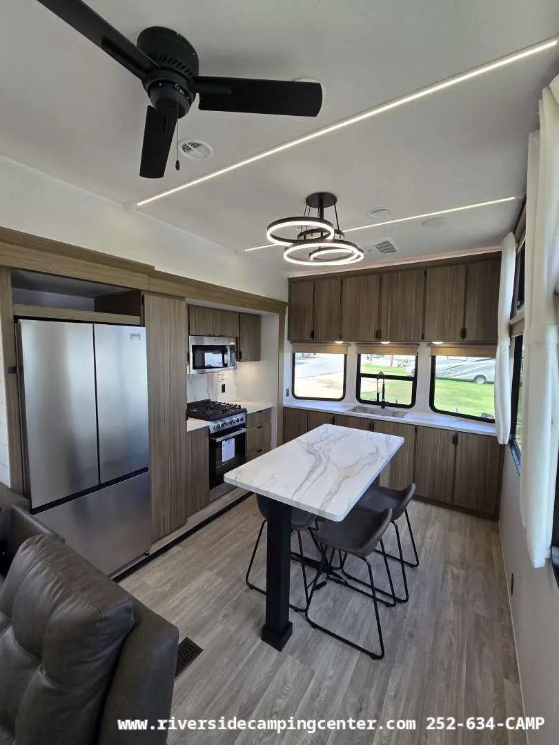 2027 Forest River Salem Grand Villa 40FKP — Photo 6