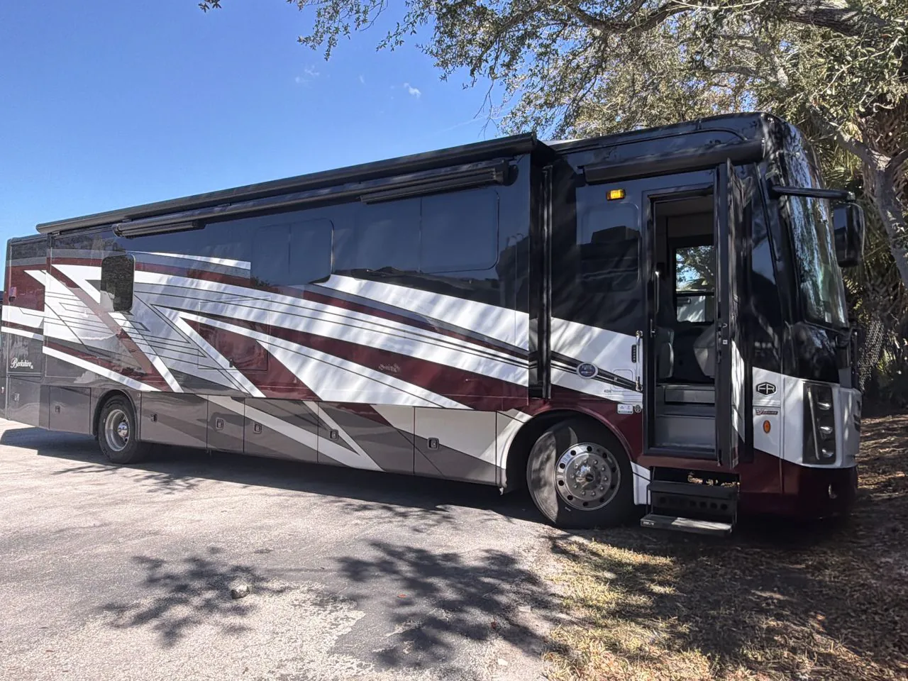 2026 Forest River Berkshire XL 40H - Photo 2