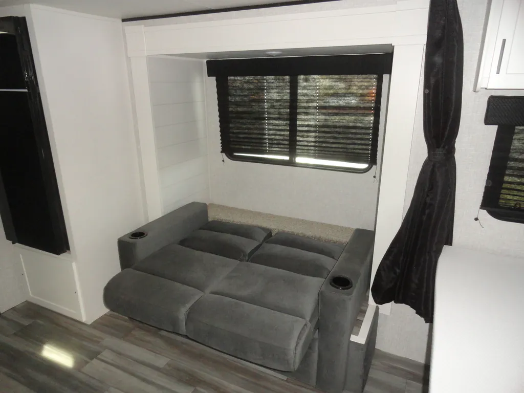 2025 Jayco Jay Flight SLX 160LKW, Photos photo 12