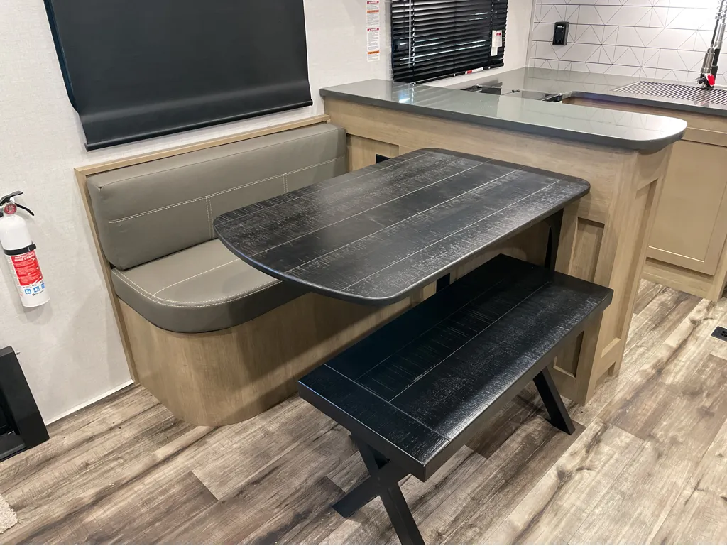 2023 Keystone Raptor 362, Photos photo 8