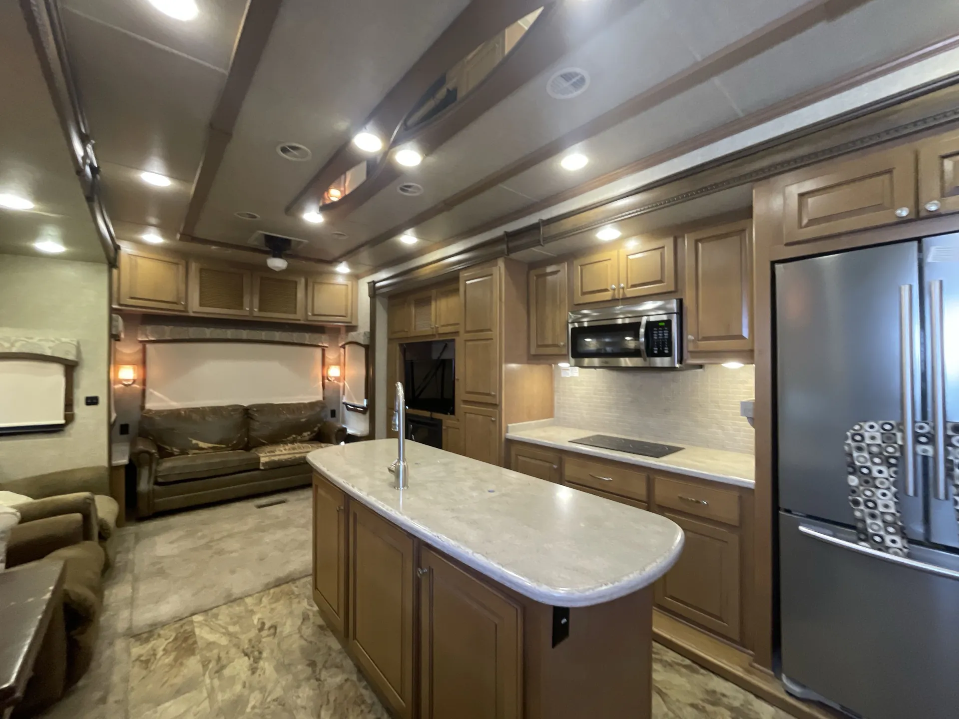 2015 Heartland Landmark Ashland — living area main