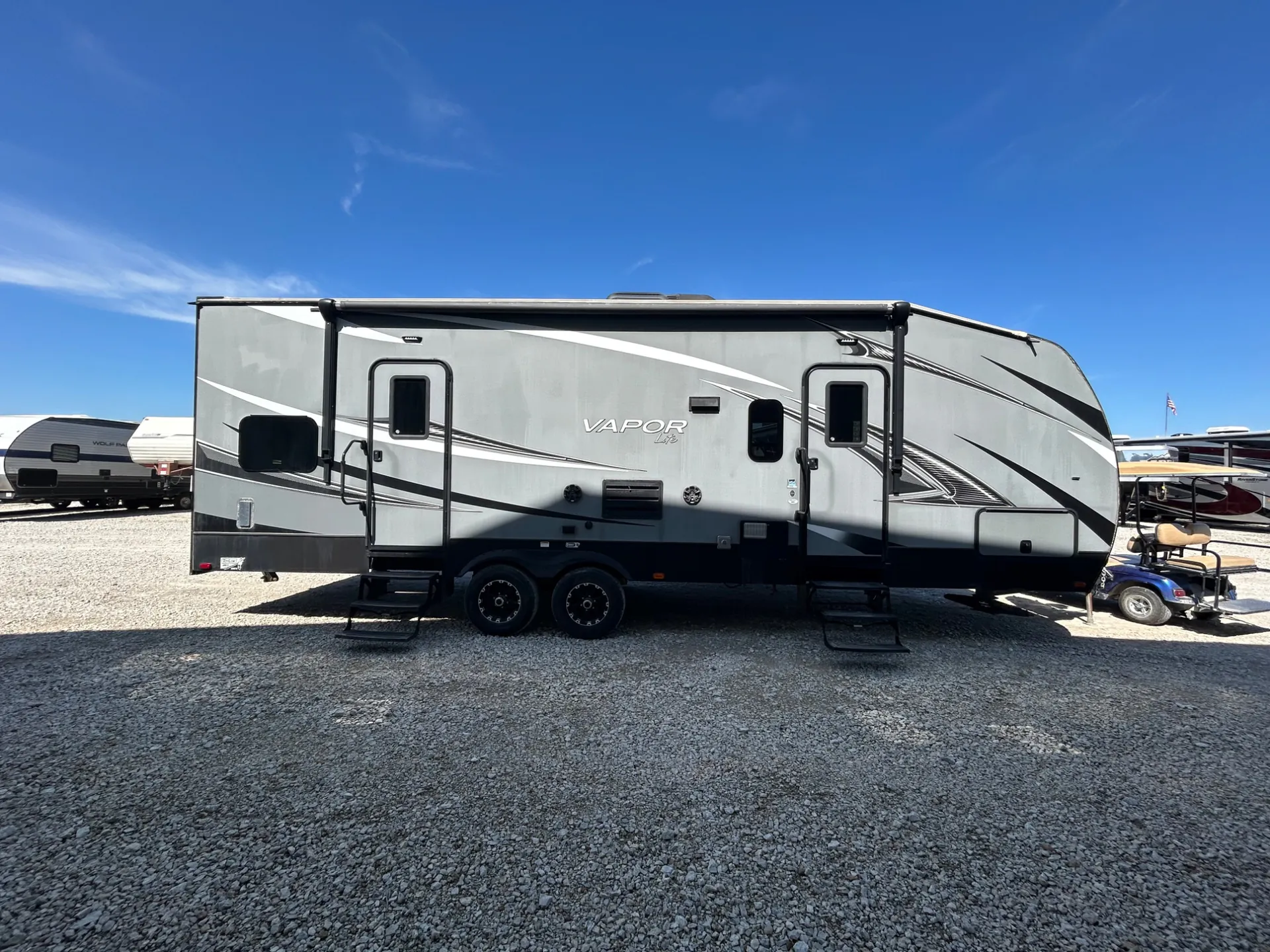 2016 Keystone Impact Vapor Lite 28V - Photo 3