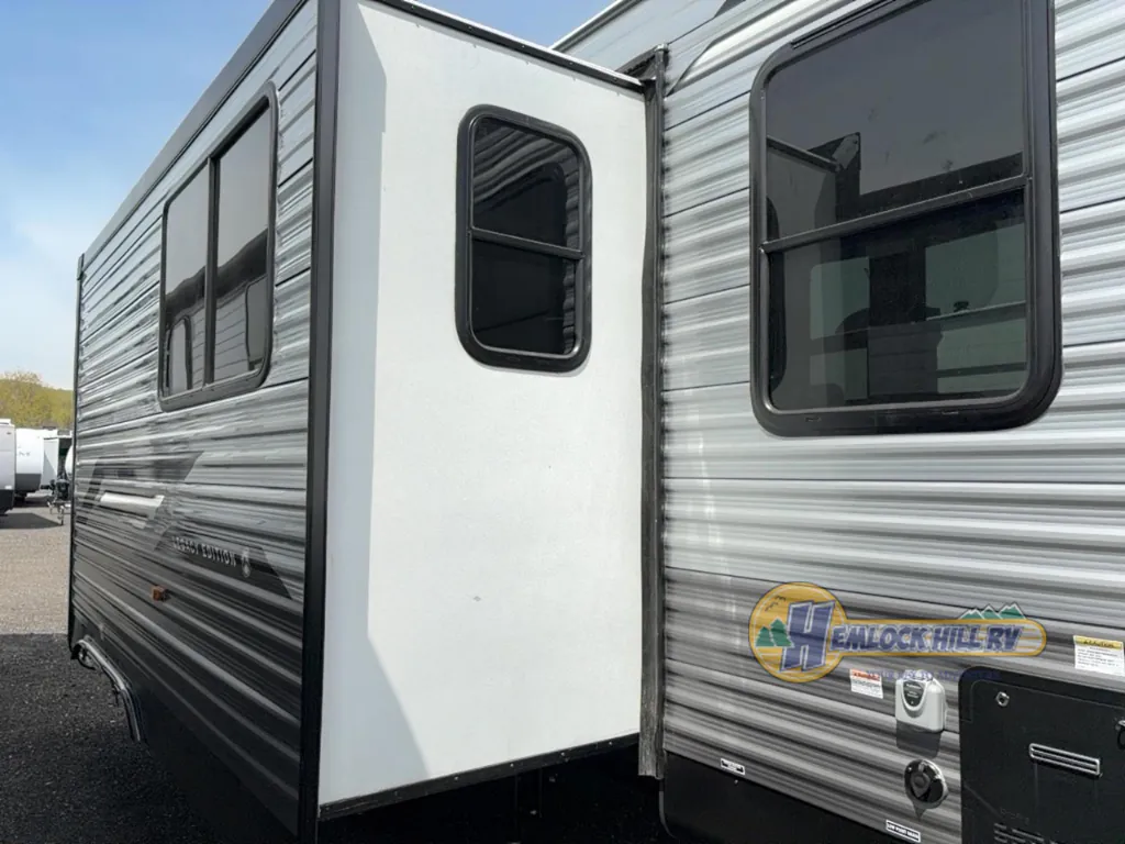 2026 Coachmen Catalina Legacy Edition 283RNR, Photos photo 7