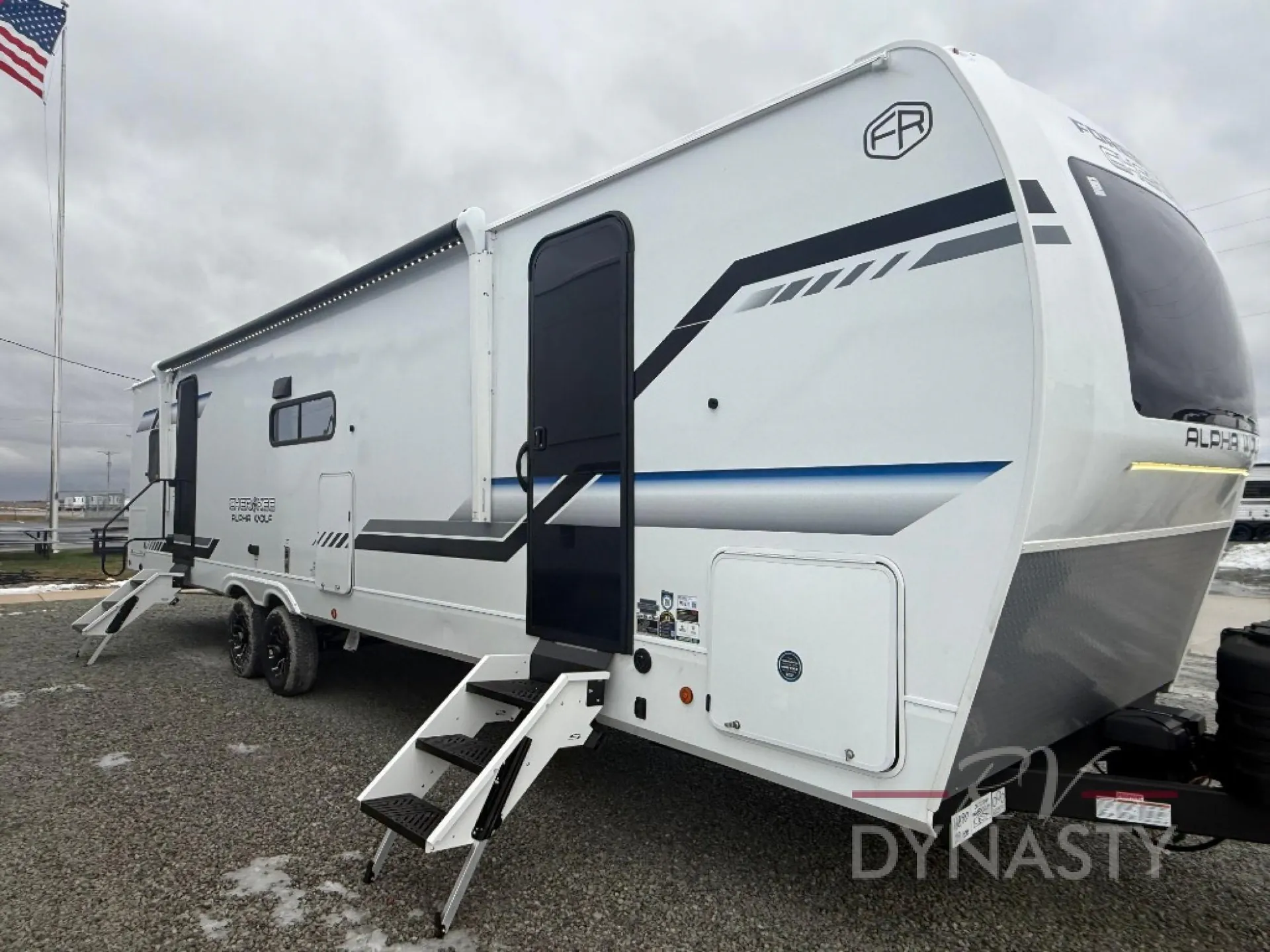 2026 Forest River Cherokee Alpha Wolf 29DCB - Photo 2