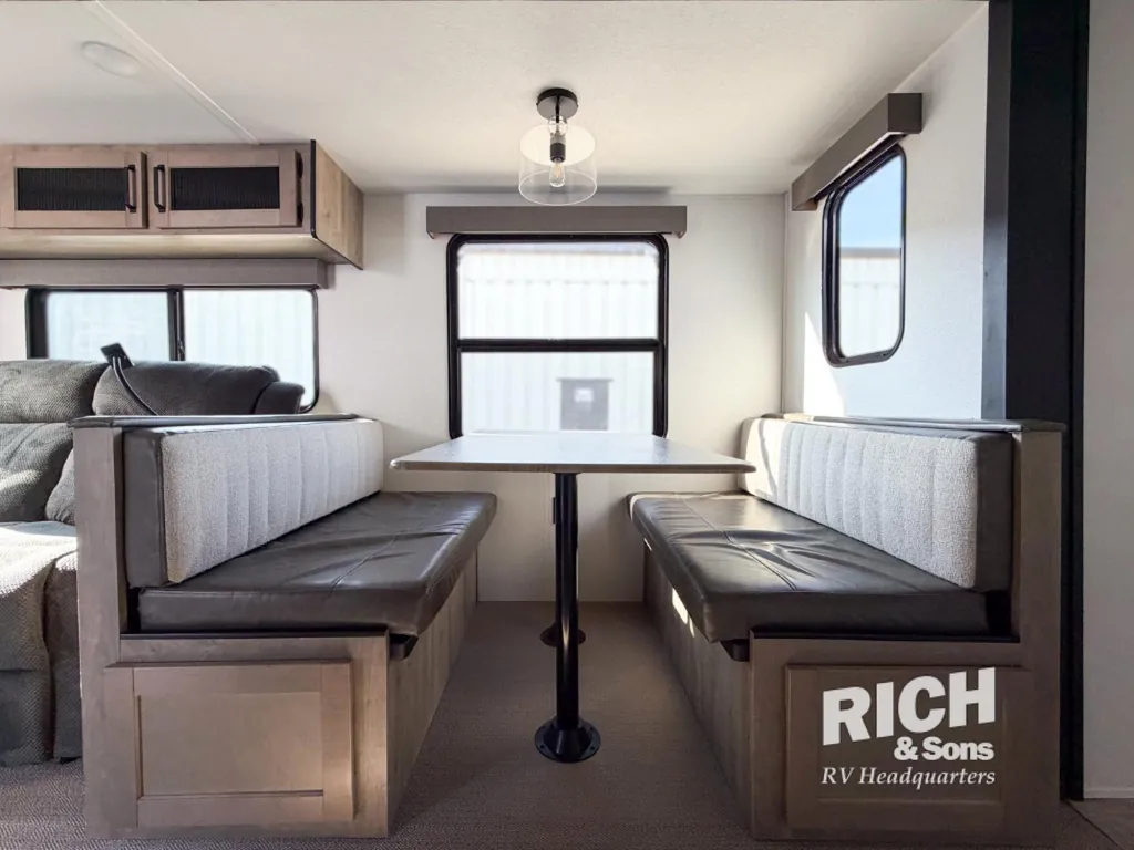 2026 Palomino Puma 337BH, Photos photo 14